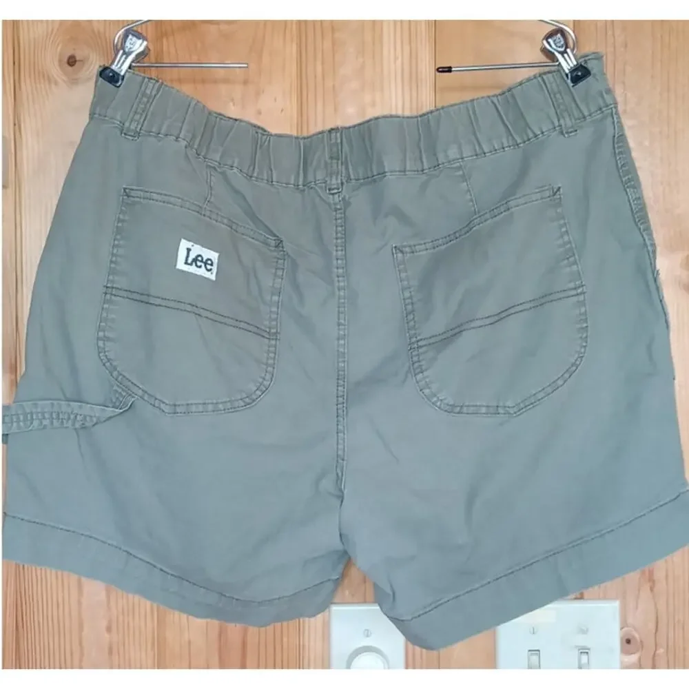 Lee Heritage Shorts Women's 18 Olive Green Carpenter Style Big Pockets Stretchy - Picture 4 of 7